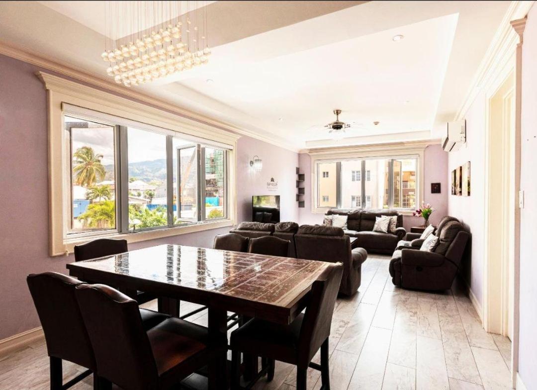Finest Accommodation Riches Manor 1 Gladstone Drive Apt A2 Kgn 6 New Kgn Kingston Exterior foto